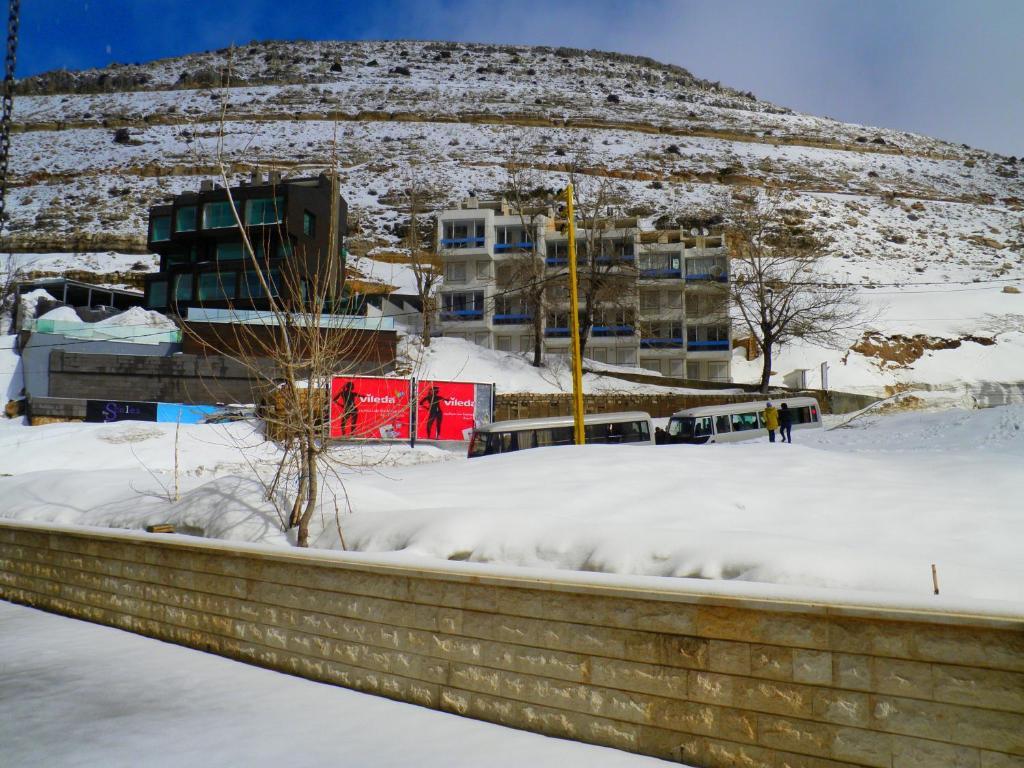 Stone Chalets Fārayyā 객실 사진